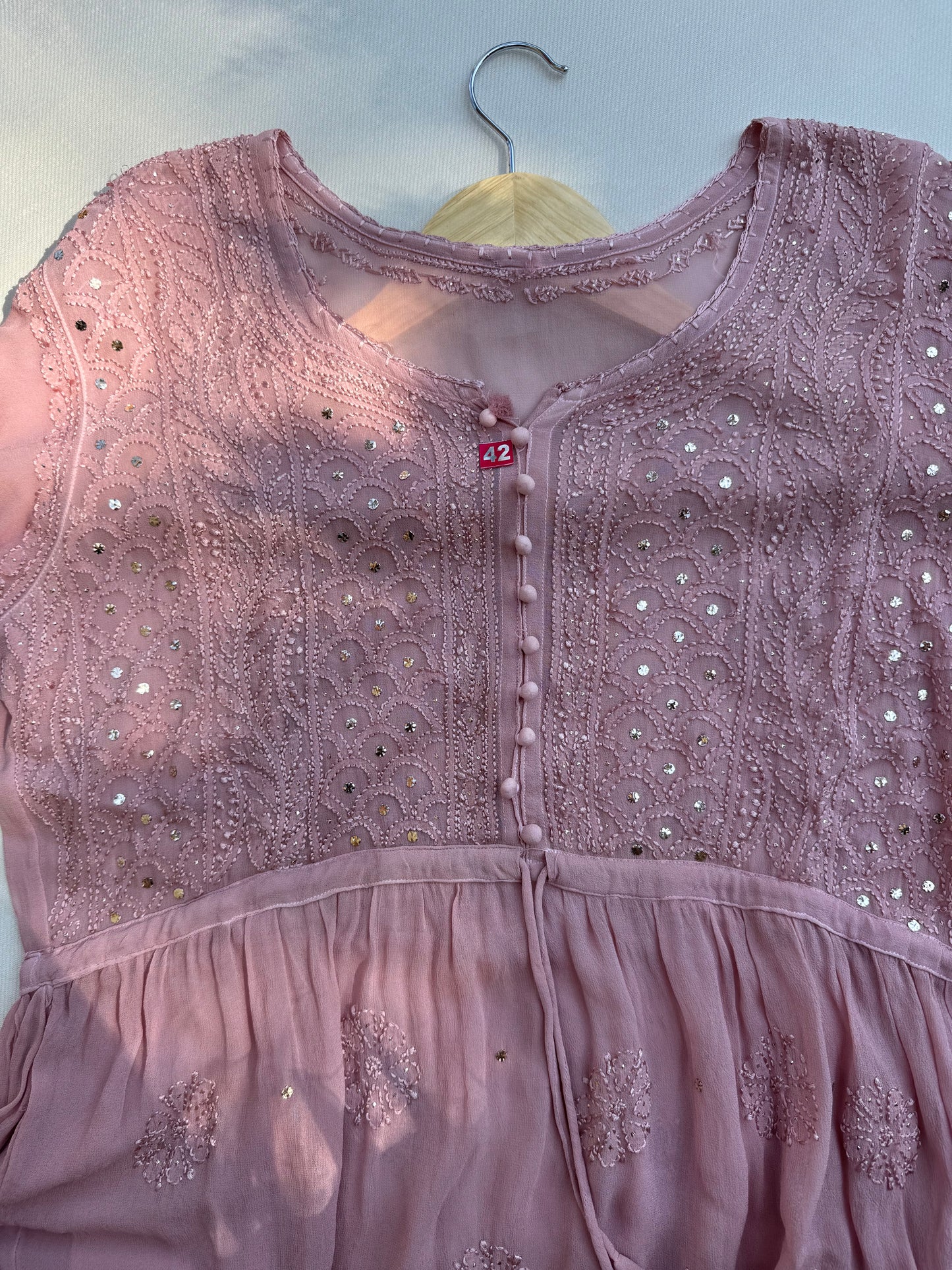 VISCOSE GEORGETTE MUKAISH CHIKANKARI SHORT KURTA