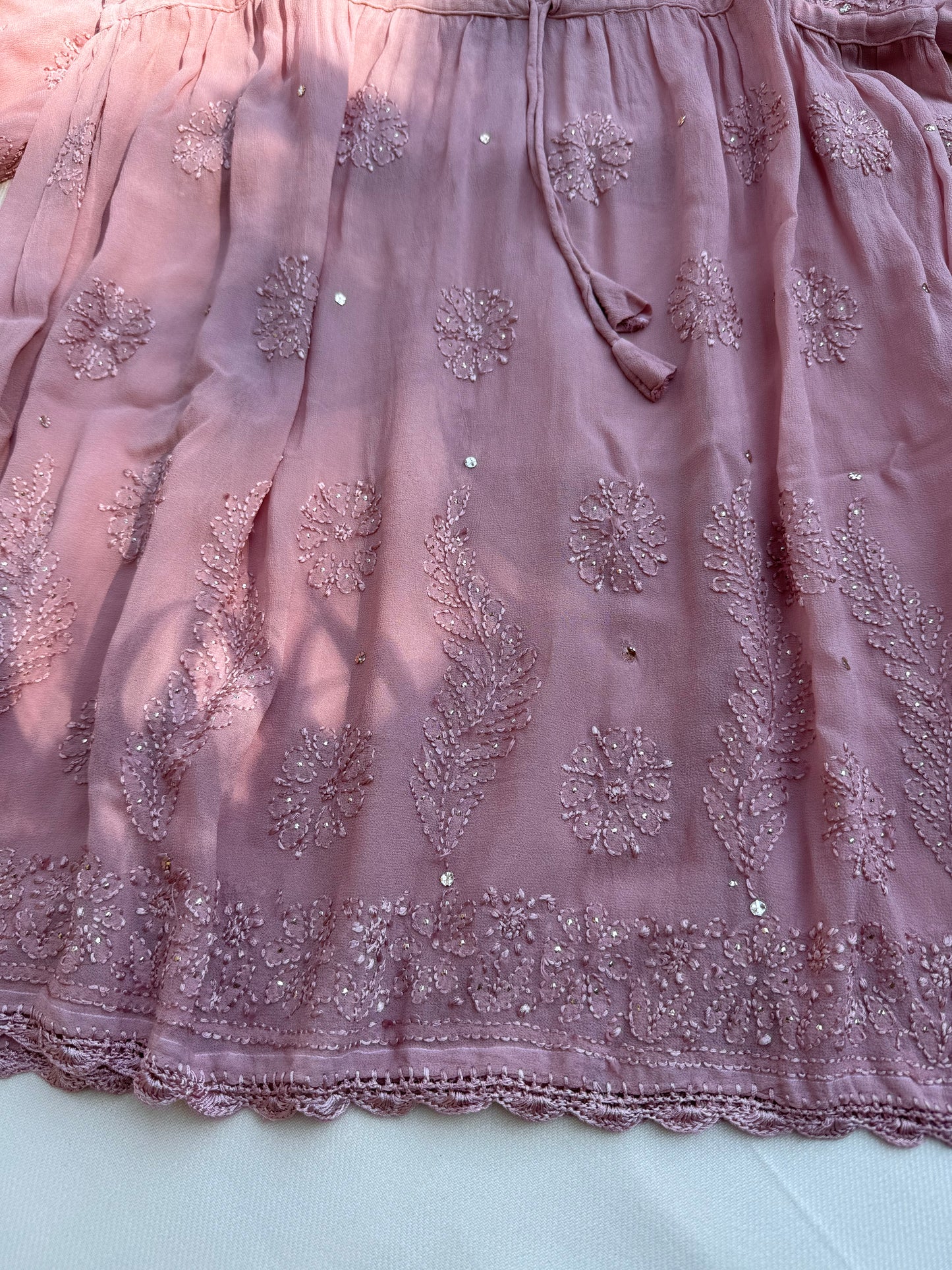 VISCOSE GEORGETTE MUKAISH CHIKANKARI SHORT KURTA