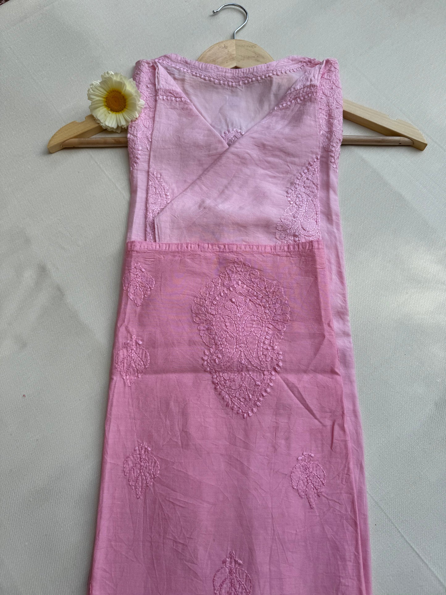 CHANDERI COTTON CHIKANKARI KURTA- PINK OMBRE