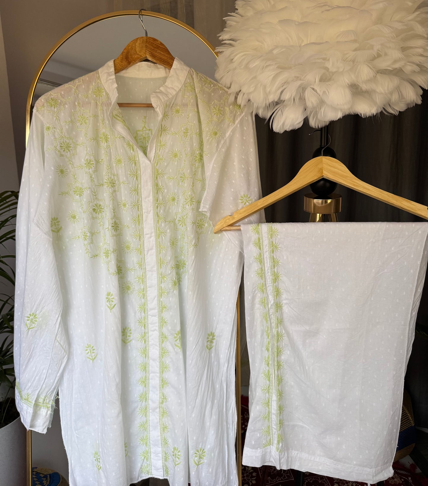 SAIRA CHIKANKARI DOBBY COTTON CO-ORD SET- WHITE