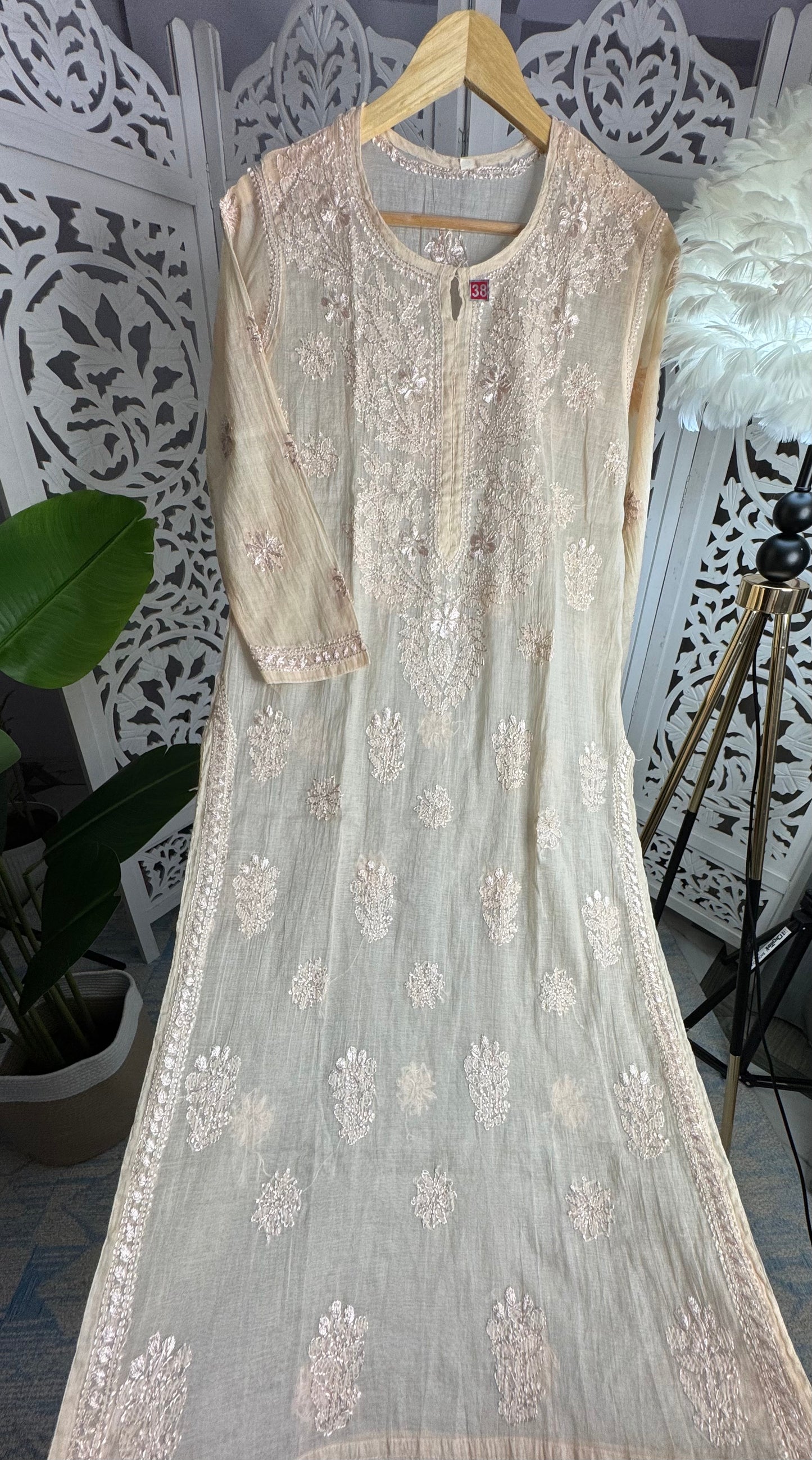 MUL CHANDERI RESHAM CHIKANKARI KURTA- PEACH