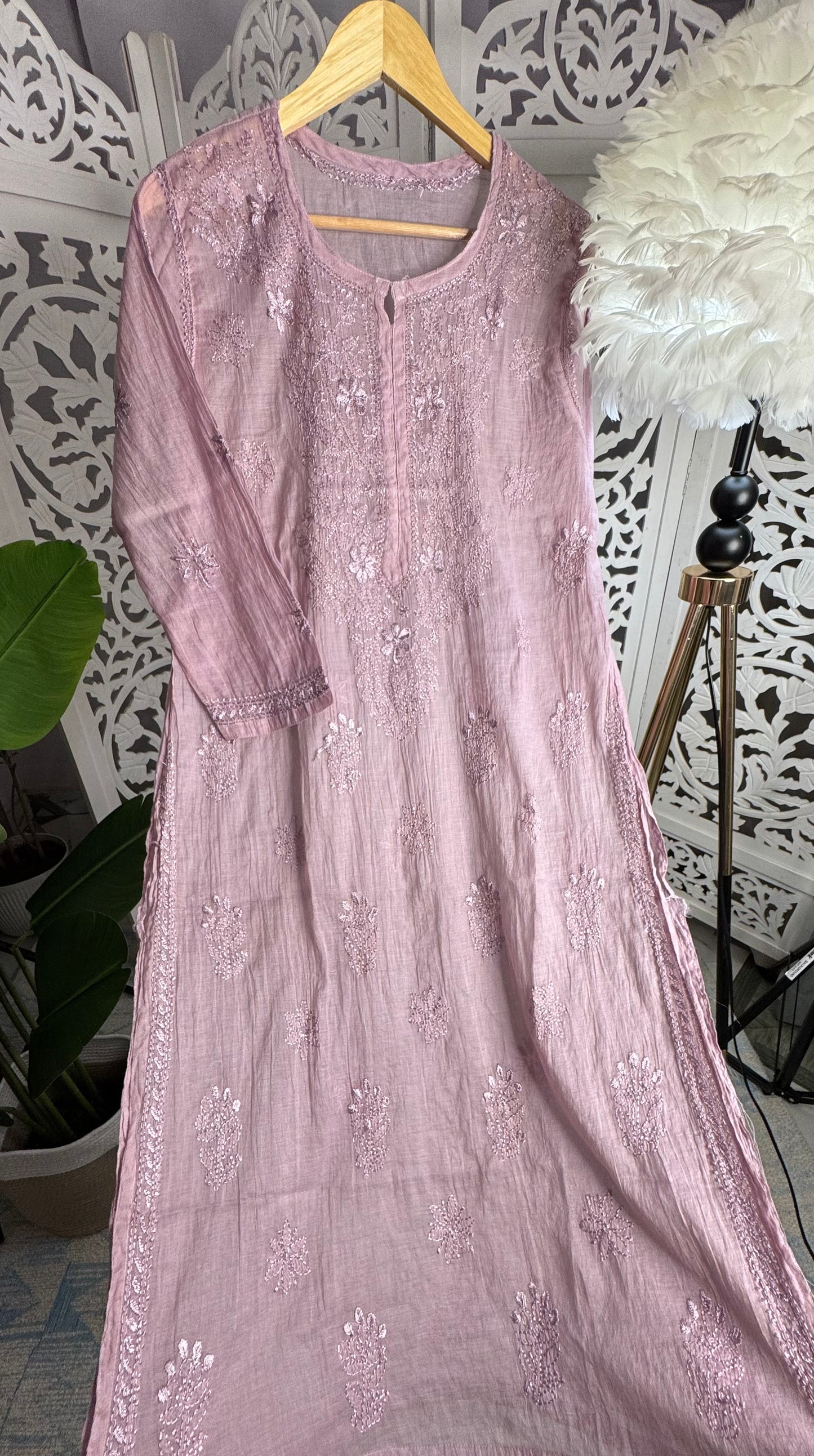 MUL CHANDERI RESHAM CHIKANKARI KURTA- PURPLE