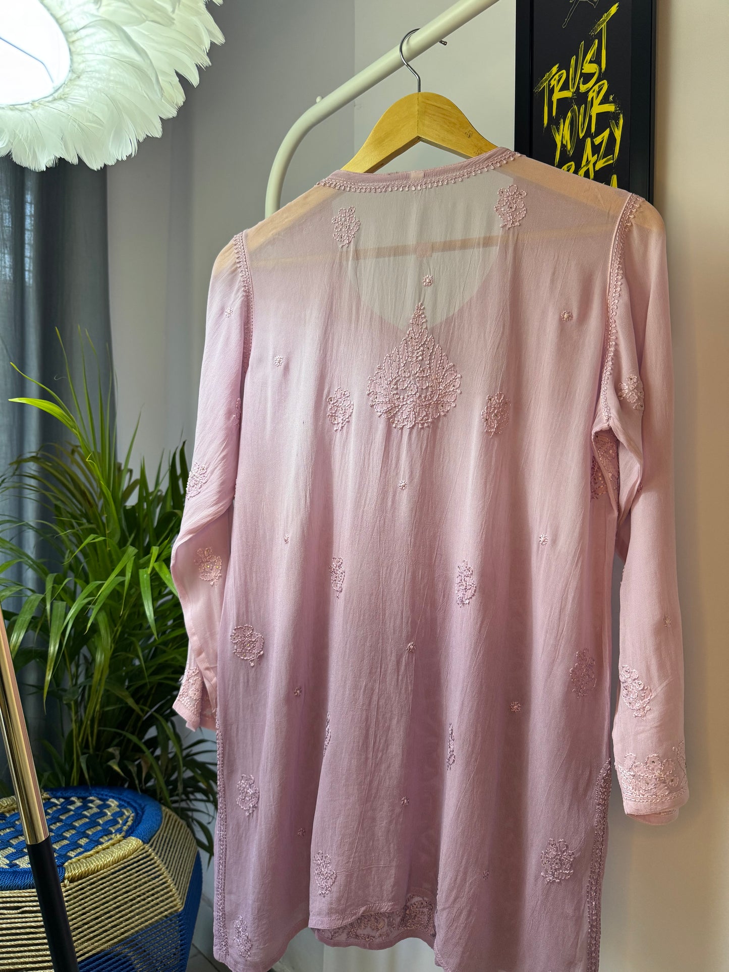 VISCOSE GEORGETTE MUKAISH CHIKANKARI SHORT KURTA- PURPLE OMBRE