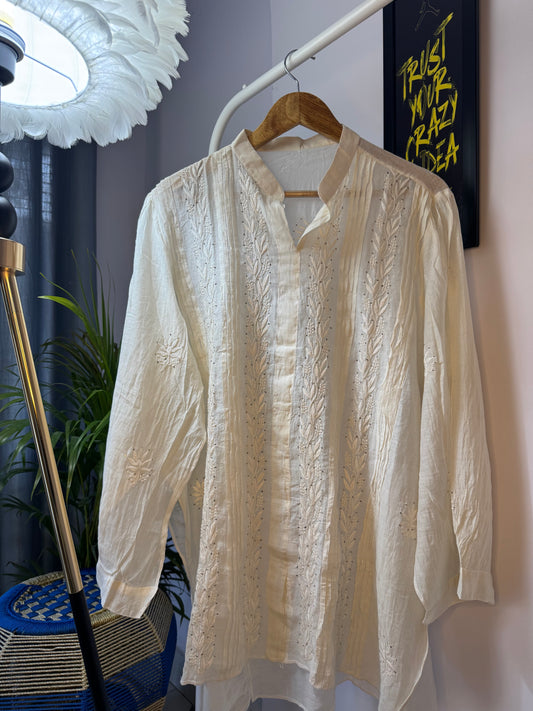 NURA CHIKANKARI MUL CHANDERI MUKAISH TOP- WHITE