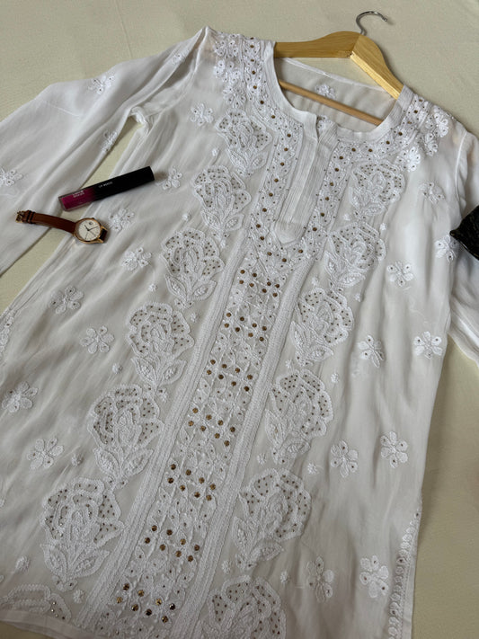 VISCOSE GEORGETTE CHIKANKARI MUKAISH SHORT KURTA- WHITE