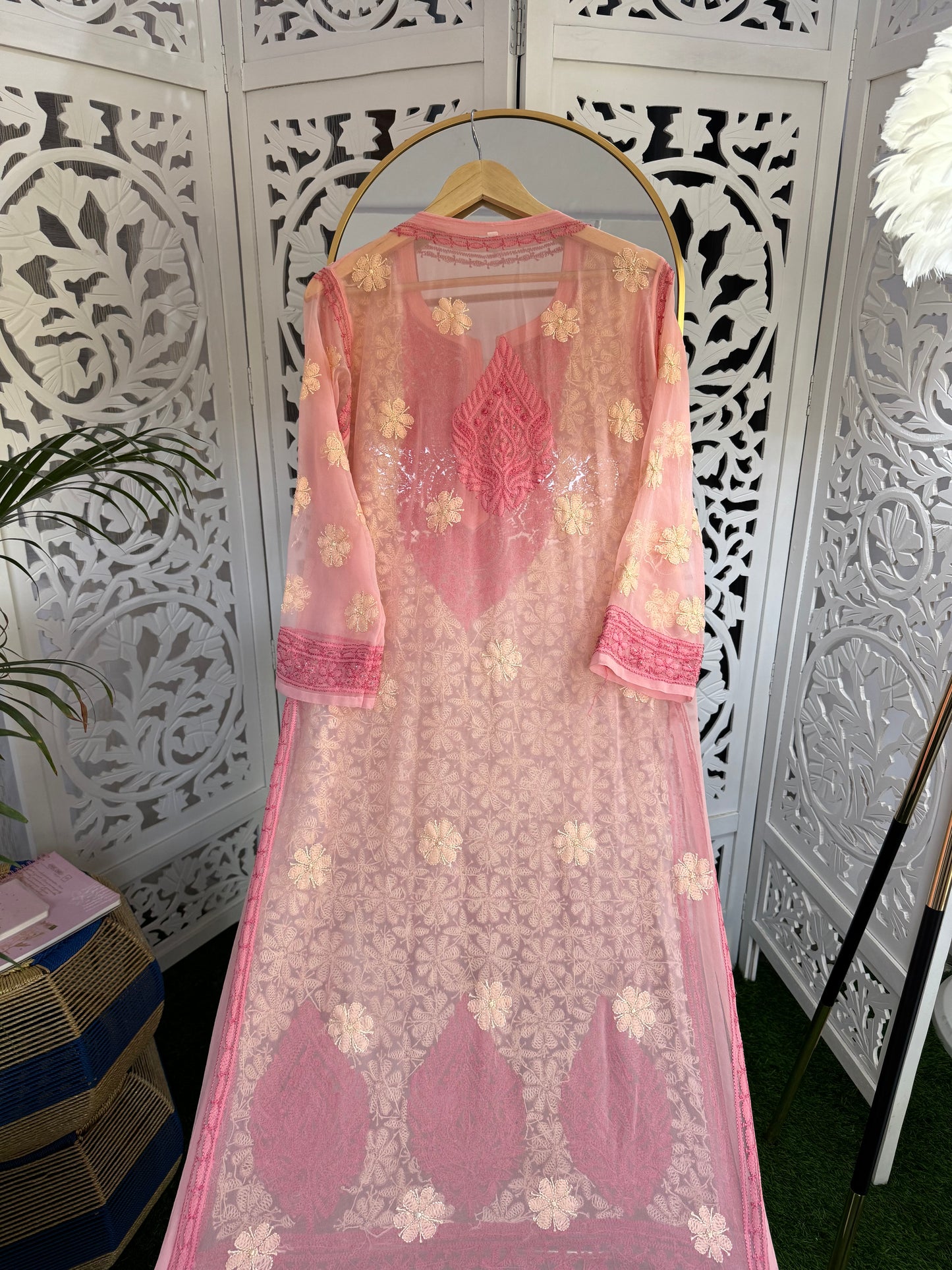 FAUX GEORGETTE ADD-ON RESHAM CHIKANKARI KURTA- LIGHT PINK