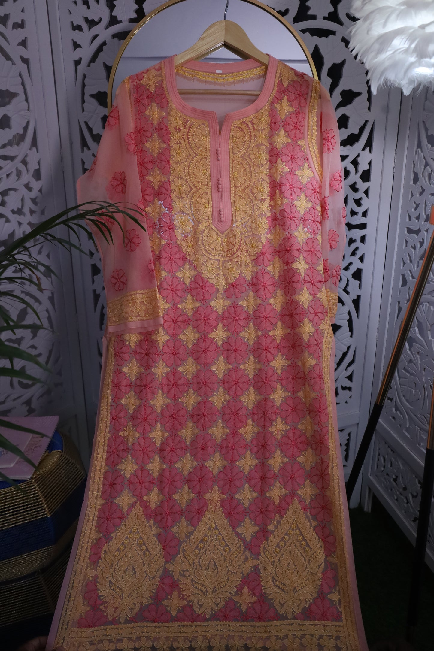 FAUX GEORGETTE RESHAM CHIKANKARI KURTA- PEACH