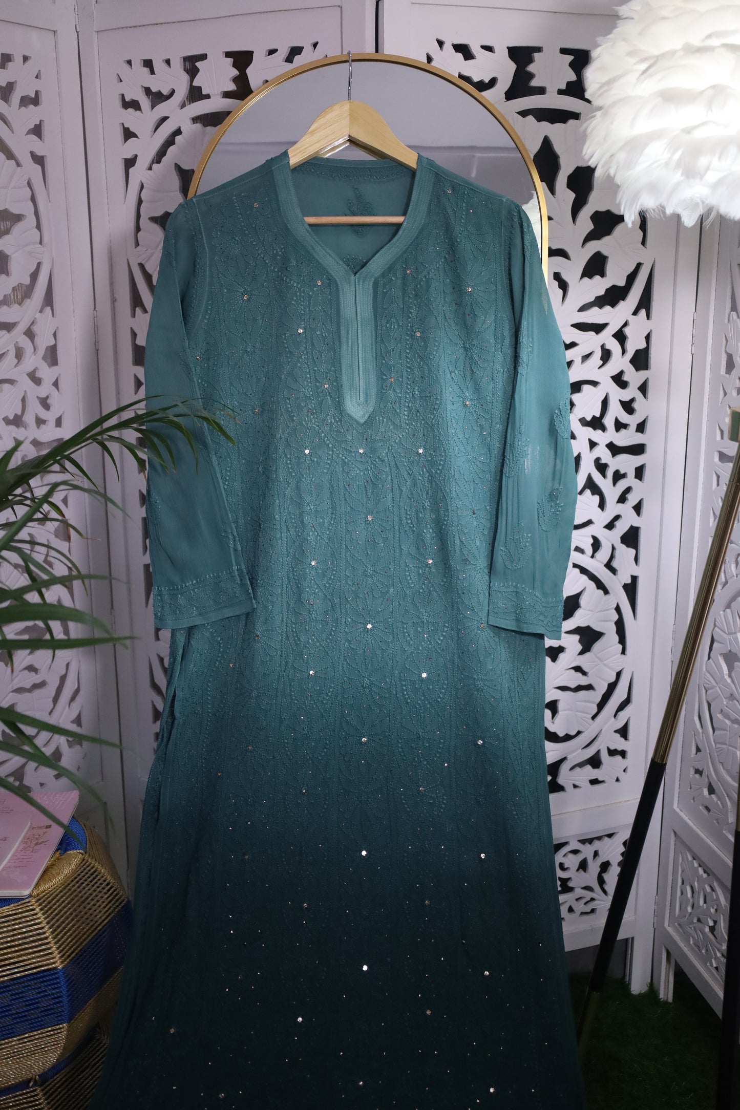 VISCOSE GEORGETTE RESHAM MUKAISH CHIKANKARI KURTA- PINE GREEN OMBRE