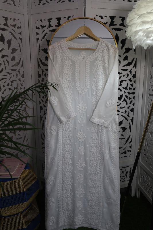 VISCOSE GEORGETTE PANEL 3D CHIKANKARI KURTA- WHITE